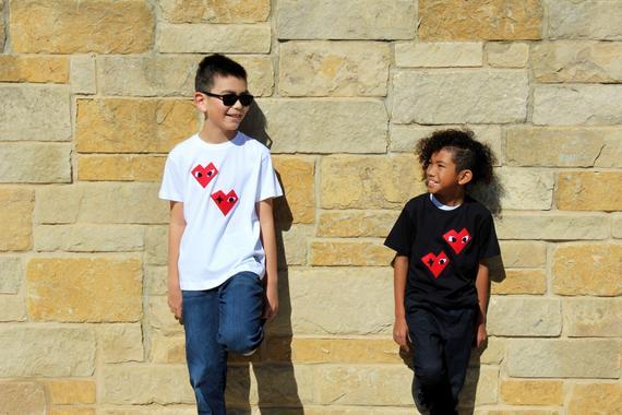 Kids T-shirt - Unisex Heart - mi cielo x Donald Robertson - Black